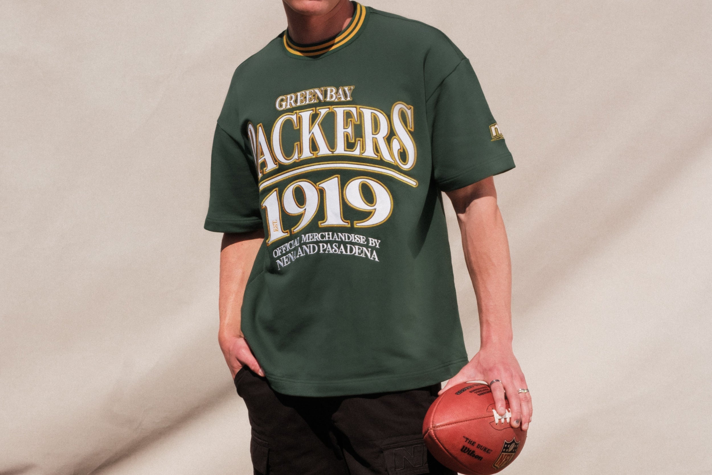 NFL PACKERS 90s エンボス バックロゴ オールレザースタジャン M NFL Green Bay Packers Leather Jacket Classic/Throwback Logo Size M