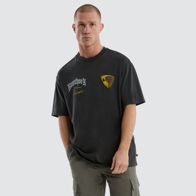Model wears Hawthorn Hawks Vintage Goth Tee Pigment Asphalt T-Shirts in Grey - Image 2