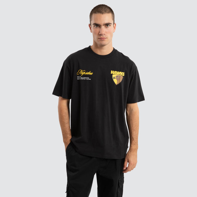 Model Wears Hawthorn Hawks AFL Season Tee Jet Black T-Shirts in Black - Image 2