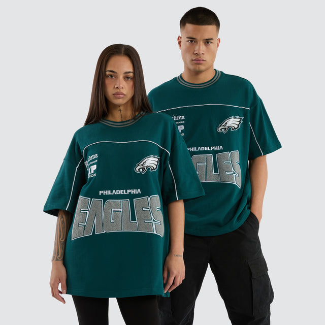 Model wears Philadelphia Eagles Zone Tee Midnight Green T-Shirts in Green - Image 4