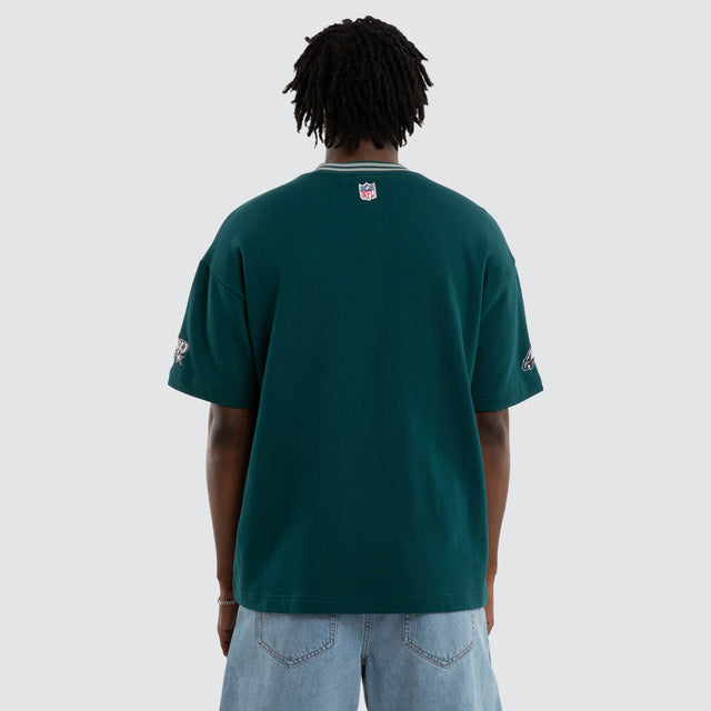Model wears Philadelphia Eagles Game Tee Midnight Green T-Shirts in Green - Image 6
