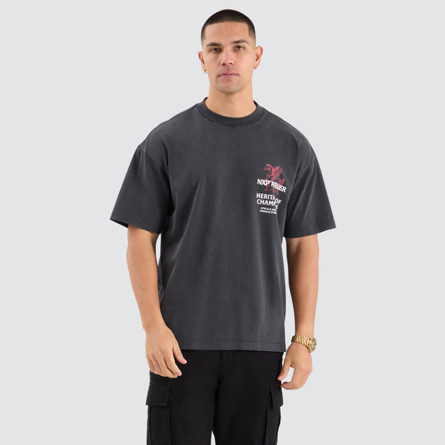 Model Wears Heritage Raptor Tee Pigment Black T-Shirts in Black - Image 2