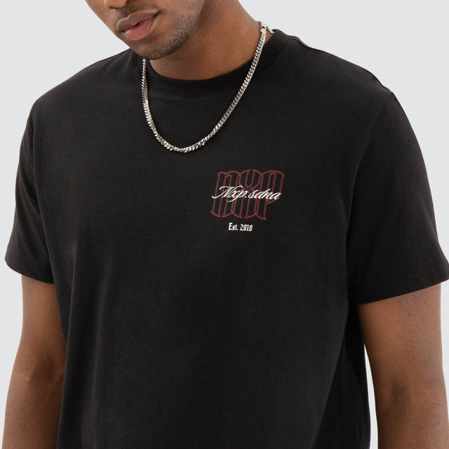 Model Wears Combat Dual Curved Tee Jet black T-Shirts in Black - Image 5