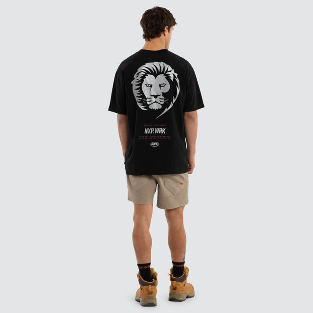 Model wears Brisbane Lions Union Tee Jet Black T-Shirts in Black - Image 5