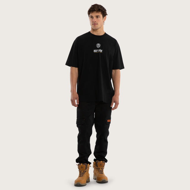 Model wears Richmond Tigers Union Tee Jet Black T-Shirts in Black - Image 3