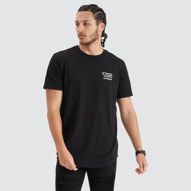 Model Wears Advance Dual Curved Tee Jet Black T-Shirts in Black - Image 1