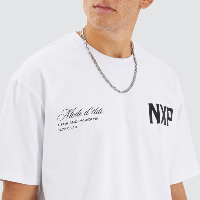 Model Wears Central Box Fit Tee Optical White T-Shirts in White - Image 3