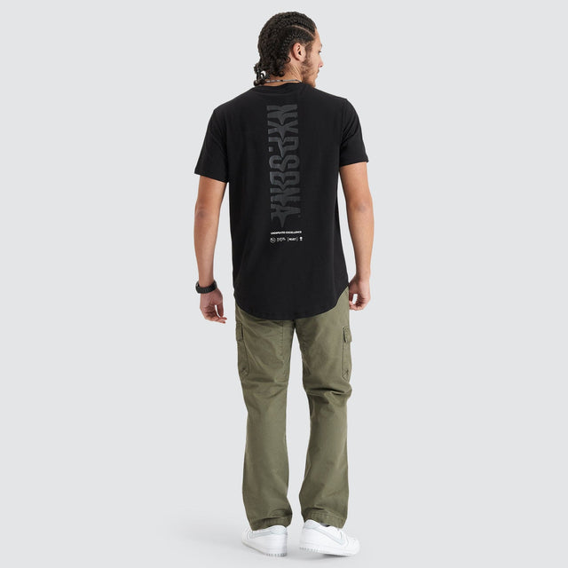 Model Wears Endplate Dual Curved Tee Jet Black T-Shirts in Black - Image 5