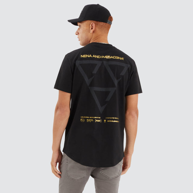Model Wears Level Dual Curved Tee Jet Black T-Shirts in Black - Image 1