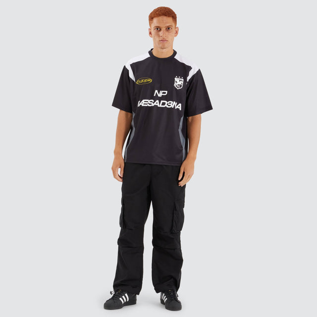 Model Wears Major Football Jersey Jet Black T-Shirts in Black - Image 4