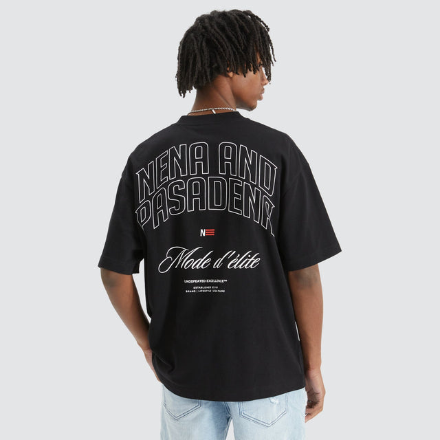 Model Wears Mode Heavy Street T-Shirt Jet Black T-Shirts in Black - Image 1