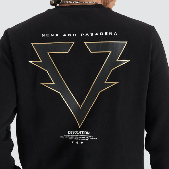 Model Wears Novice Dual Curved Sweater Jet Black Jumpers in Black - Image 2