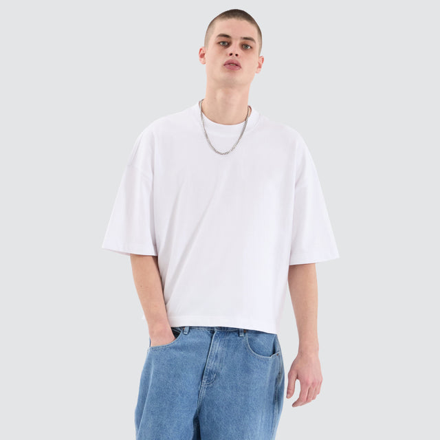 Model Wears Osaka Cube Tee Optical White T-Shirts in White - Image 4