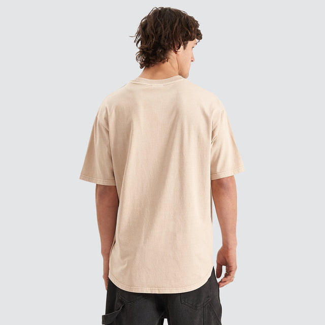 Model Wears Reminder Heavy Box Fit Scoop Tee Pigment Oxford Tan T-Shirts in Brown - Image 8