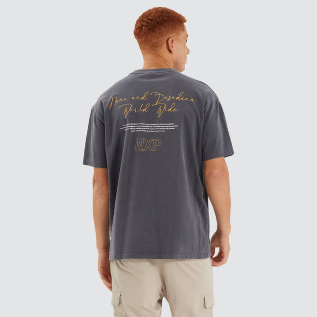 Model Wears Union Box Fit Tee Pigment Asphalt T-Shirts in Grey - Image 2