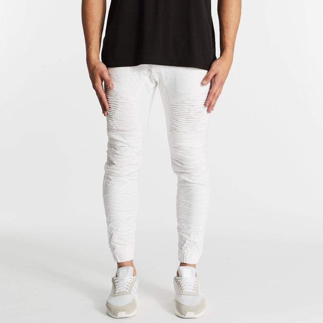 Model Wears Hellcat Pants White Pants in White - Image 7