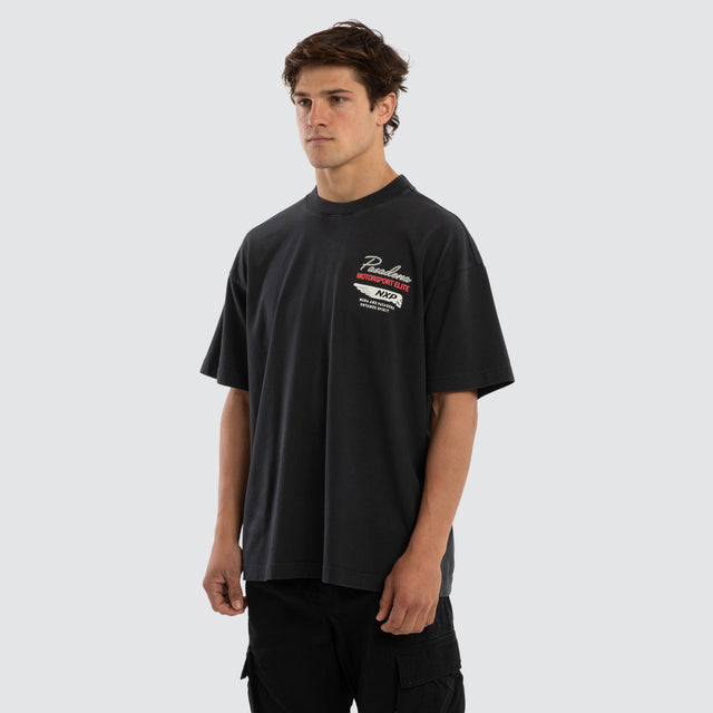 Model wears Downforce Raptor Tee Pigment Anthracite Black T-Shirts in Black - Image 7