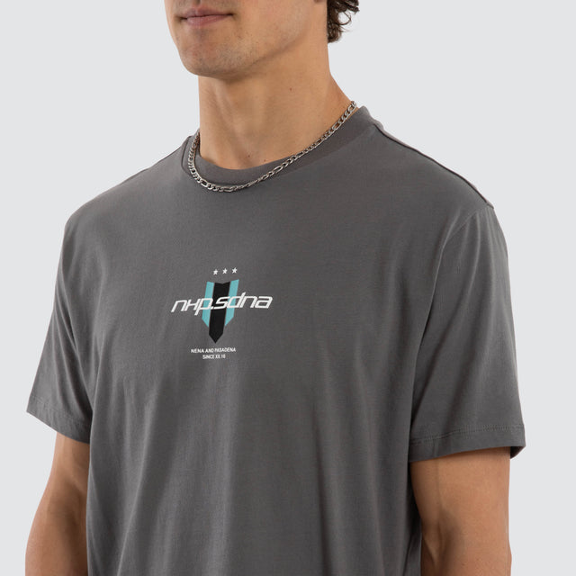 Model wears Central Dual Curved Tee Charcoal T-Shirts  – image 4
