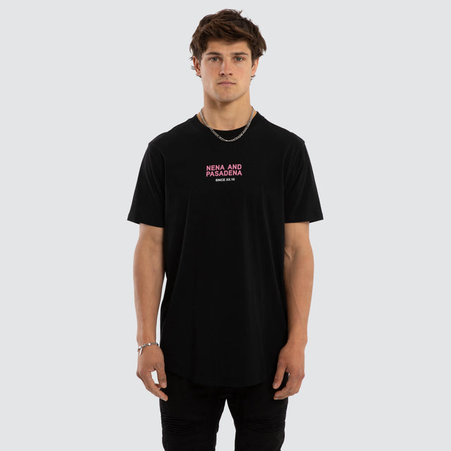 Model wears Linear Dual Curved Tee Jet Black T-Shirts Black – image 2