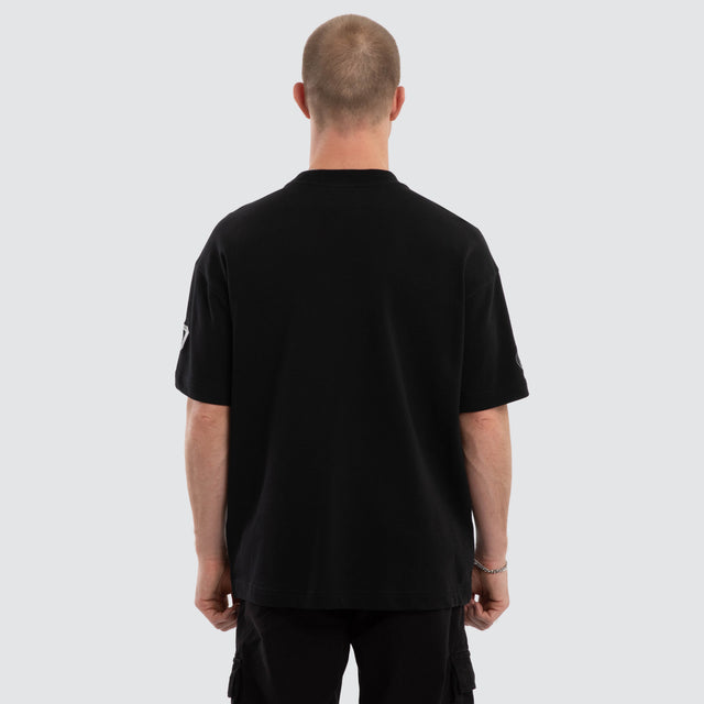Model wears Focus Cotton Loopback Relaxed Fit T-Shirt Black  T-Shirts in Black - Image 3