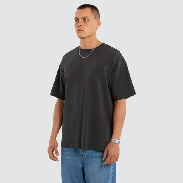 Melville Raptor Tee Black Sand