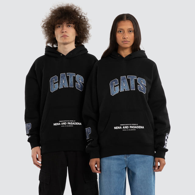 Model wears Ben Davis Geelong Cats AFL Box Fit Hoodie Jet Black Hoodies in Black - Image 1