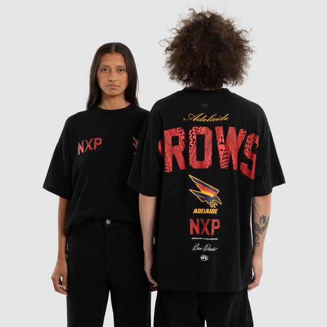 Model wears Ben Davis Adelaide Crows AFL Raptor Tee Jet Black T-Shirts in Black - Image 1