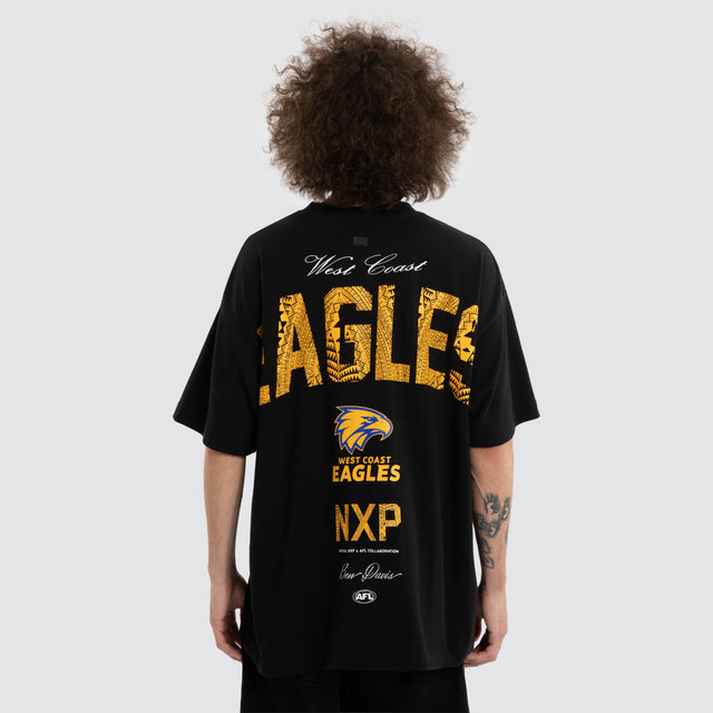 Model wears Ben Davis West Coast Eagles AFL Raptor Tee Jet Black T-Shirts in Black - Image 3