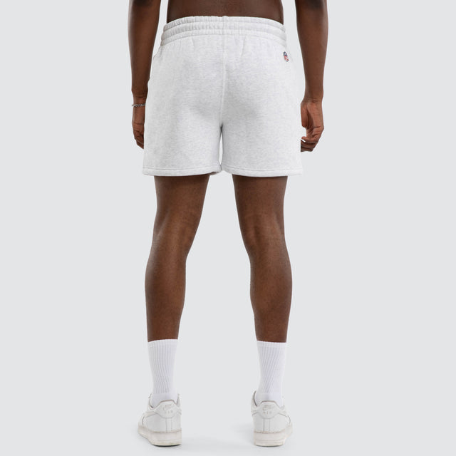 Model wears Kansas City Chiefs Sprinter Short Snow Marle Shorts in Grey - Image 3