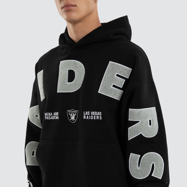 Model wears Las Vegas Raiders Arch Hoodie Jet Black Hoodies Black – image 5