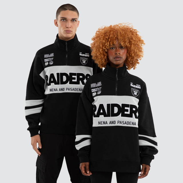 Model wears Las Vegas Raiders Panel Pullover Jet Black/Silver Jumpers Black – image 1