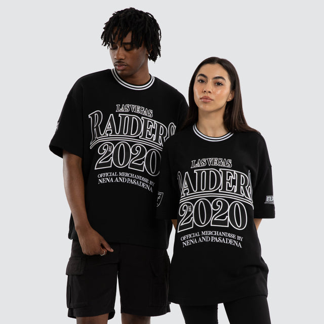Model wears Las Vegas Raiders Game Tee Jet Black T-Shirts in Black - Image 1