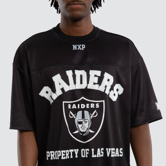 Model wears Las Vegas Raiders Property Tee Jet Black T-Shirts in Black - Image 7