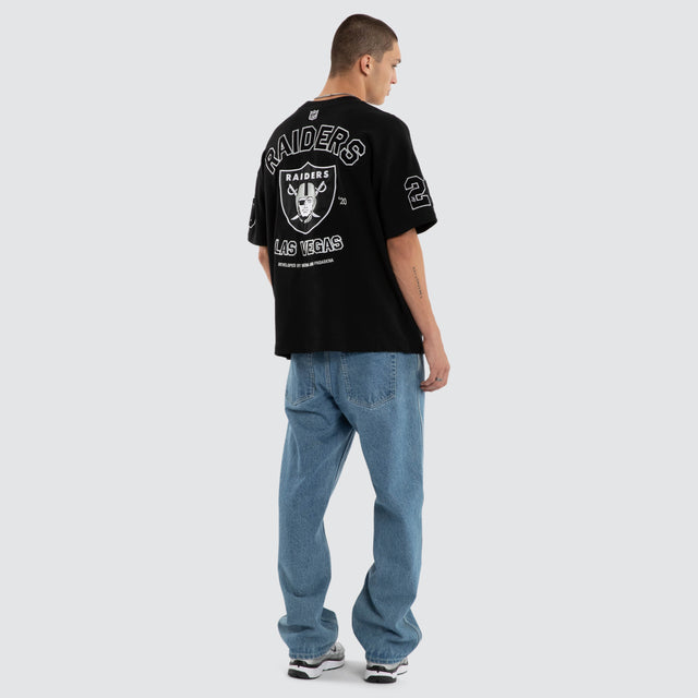 Model wears Las Vegas Raiders Founded Loopback Tee Jet Black T-Shirts Black – image 2