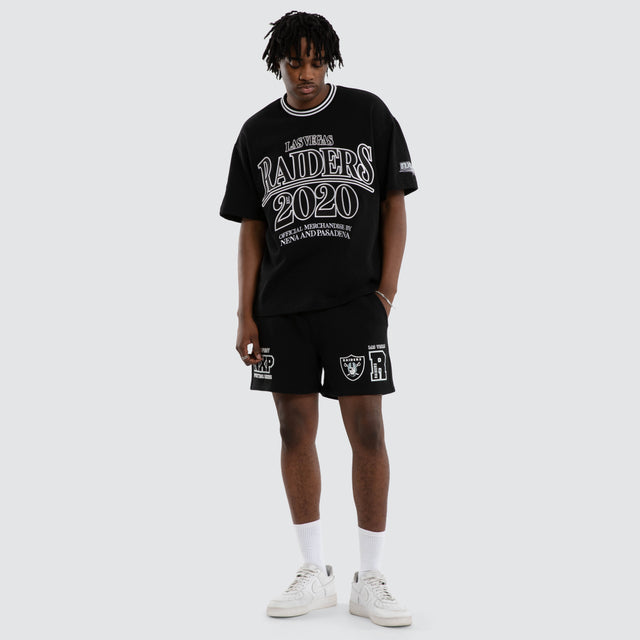 Model wears Las Vegas Raiders Sprinter Short Jet Black Shorts in Black - Image 2