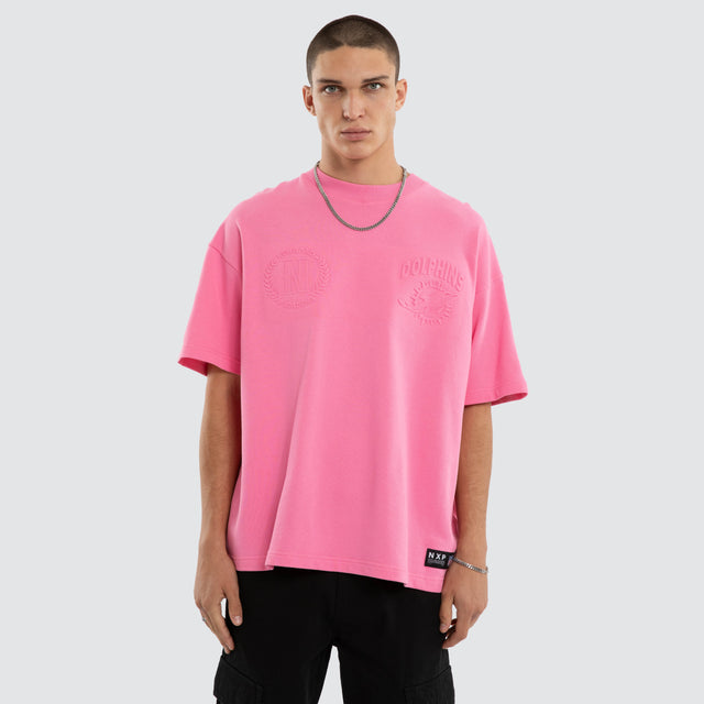 Model wears Miami Dolphins Crest Loopback Tee Pink T-Shirts Pink – image 4
