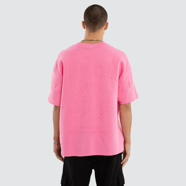 Model wears Miami Dolphins Crest Loopback Tee Pink T-Shirts Pink – image 3