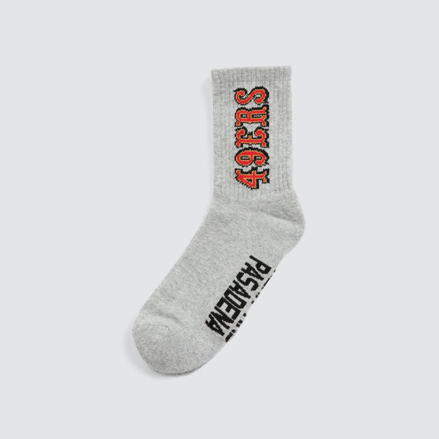 Model wears 49ers 2PK Socks Grey/49ers Red Socks in 0 - Image 3