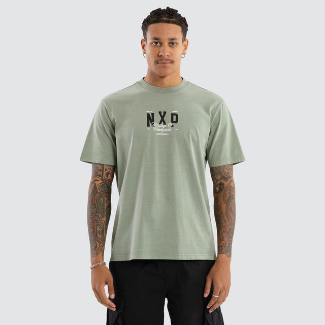 Playfair Classic Tee Pigment Shadow