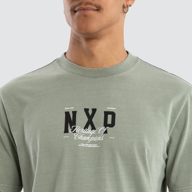 Playfair Classic Tee Pigment Shadow