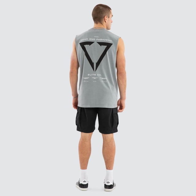 Model wears Warping Relaxed Muscle Pigment Ultimate Grey Muscle Tees in Grey - Image 2