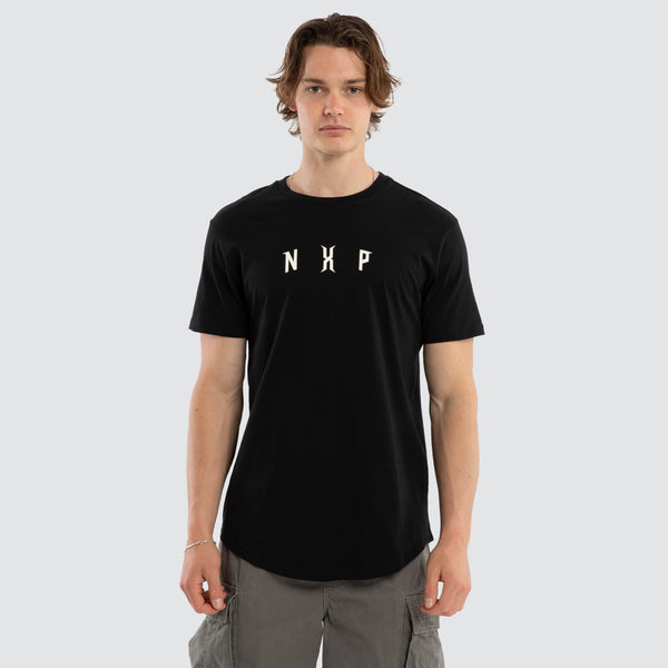 Dominate Curved Hem Tee Jet Black | NXP