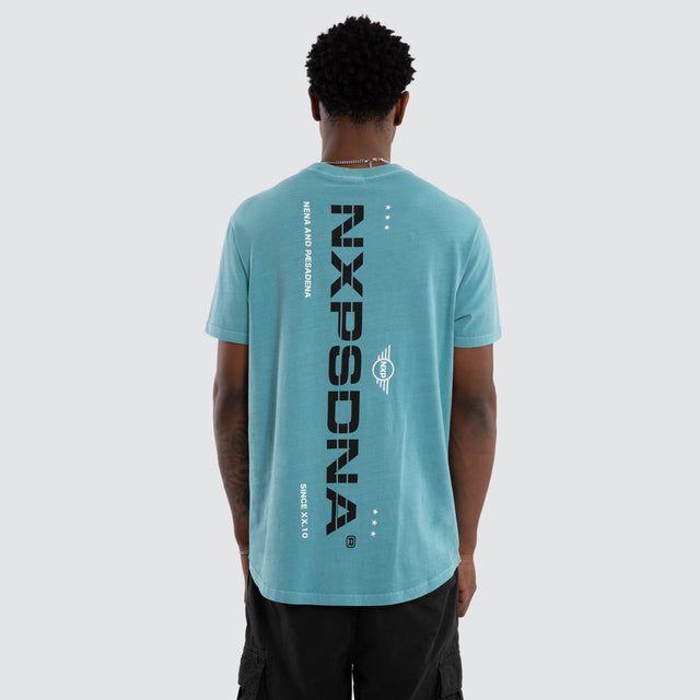 Model wears Vacant Dual Curved Tee Pigment Cameo T-Shirts Blue – image 2