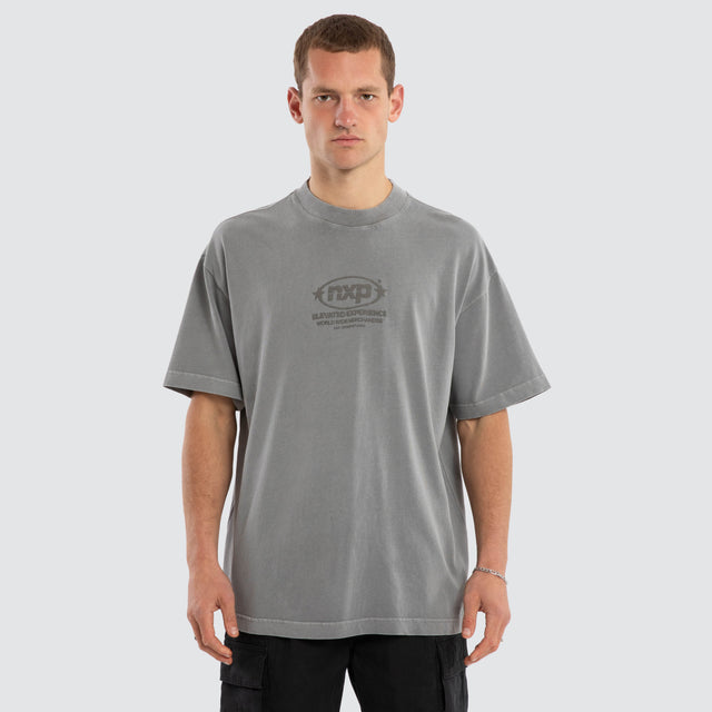 Model wears 0 T-Shirts in Grey - Image 1