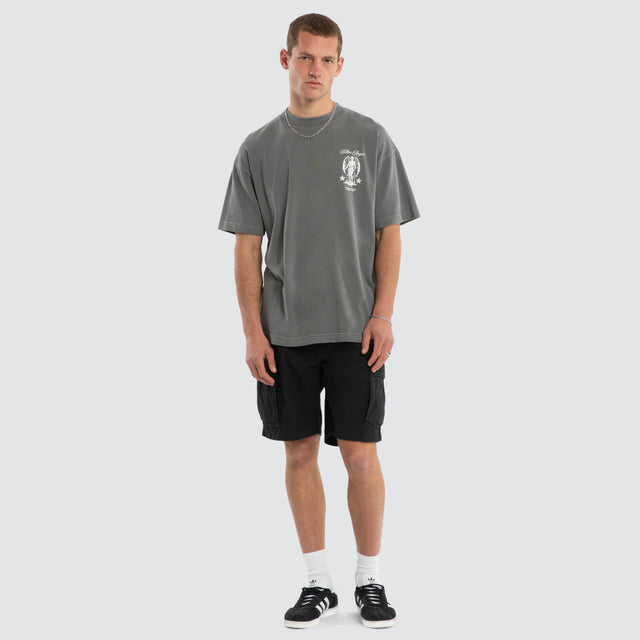 Model wears Thrive Box Fit Tee Pigment Steel Grey T-Shirts in Grey - Image 2