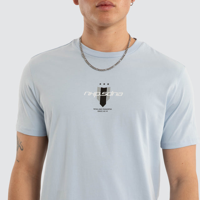 Model wears Central Dual Curved Tee Skyway T-Shirts Blue – image 2