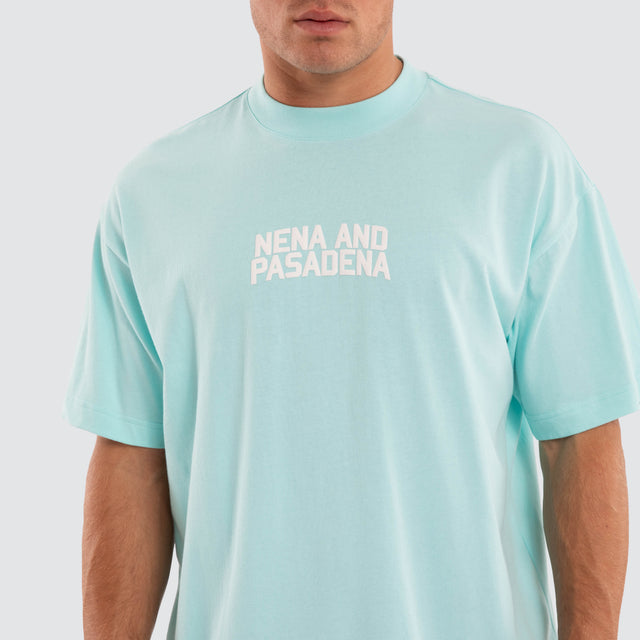 Model wears Performance Raptor Tee Blue Light T-Shirts  – image 4
