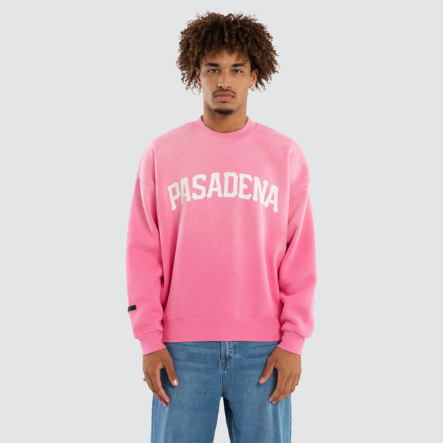 Model wears Halo Box Fit Sweater Sunbleached Sachet Pink Jumpers Pink – image 5