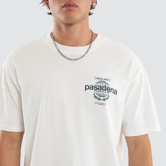 Model wears Dreams Box Fit Tee White  T-Shirts in White - Image 3