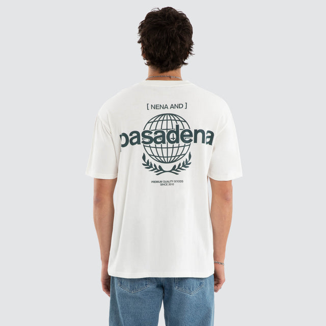 Model wears Dreams Box Fit Tee White  T-Shirts in White - Image 2